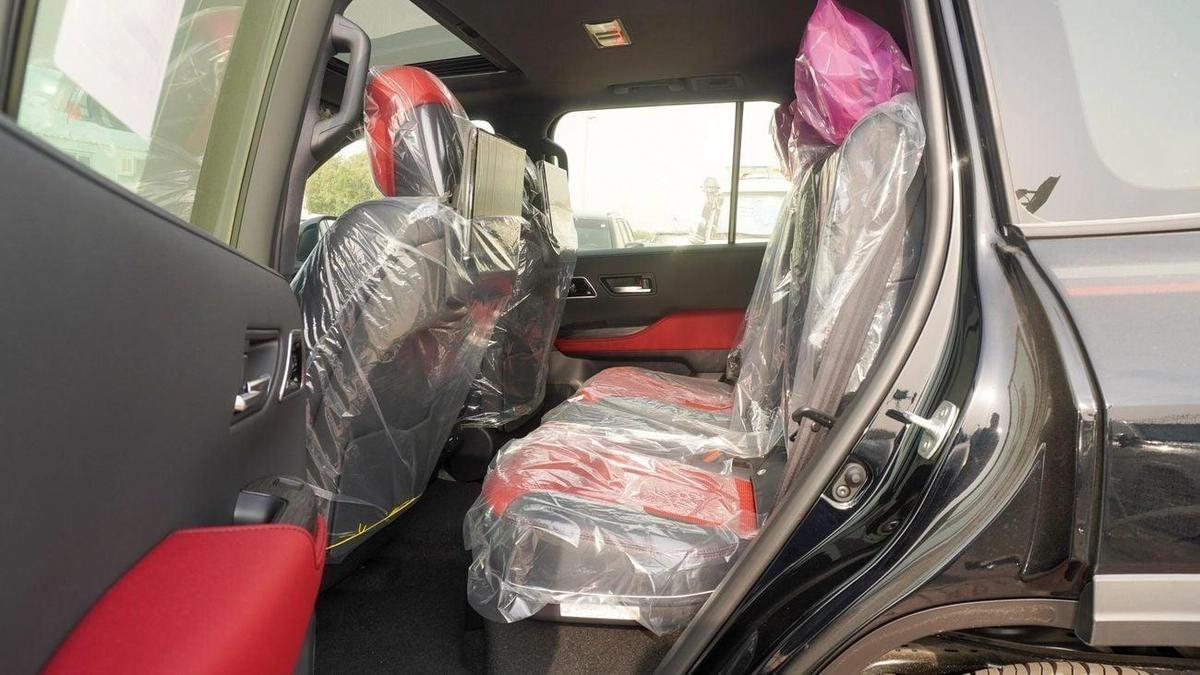 Toyota Land Cruiser GR SPORT 3.5L V6-15-15