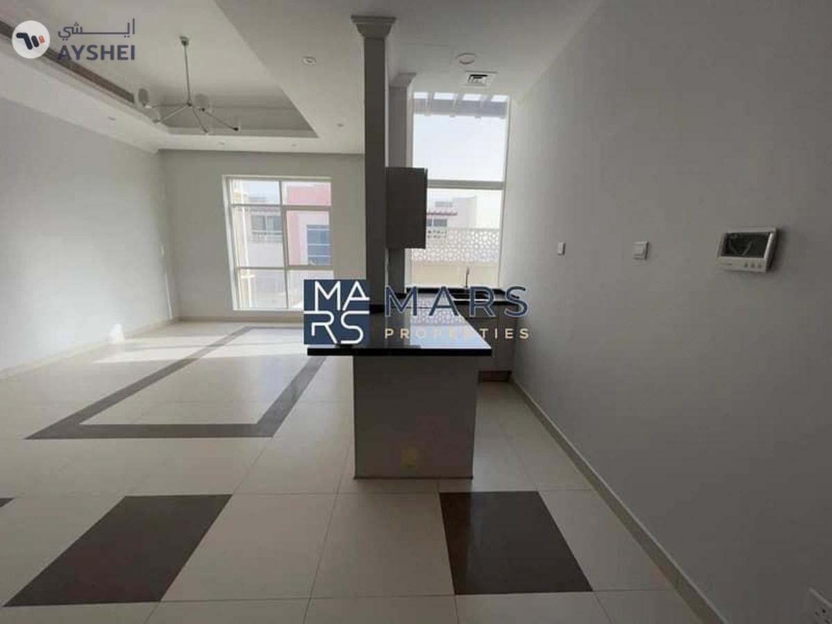 Luxury| Spacious| 4 Bedroom Villa| With Maid Room| Best Price| Closer to Emirates Road-1-landscape