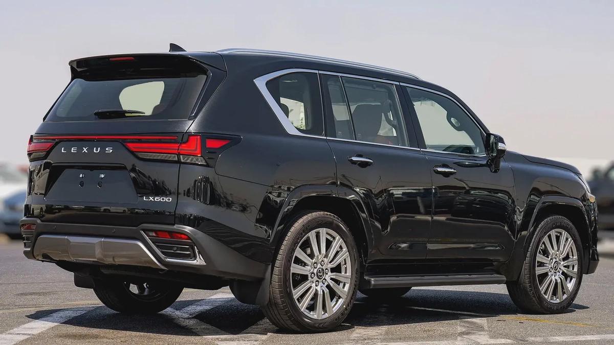 Lexus LX 600 VIP 2026 GCC Specs - Brand New-7-7