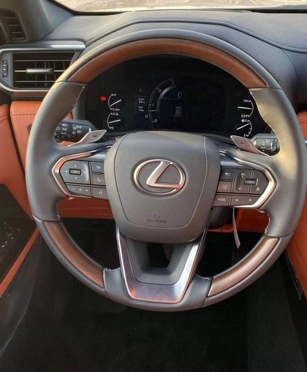 Lexus LX600 LEXUS LX 600 VIP-- KURO--2022