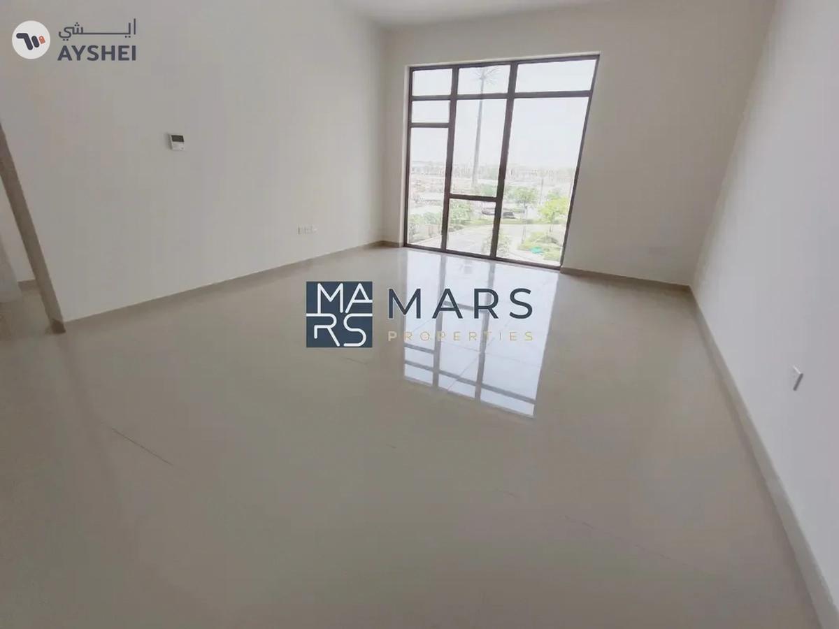 Luxury 1 Bedroom || With Balcony|| Ready to move-10-10