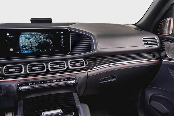 Mercedes Benz GLS 600 Maybach-High Specs-Ultra Luxury SUV-Chrome Package