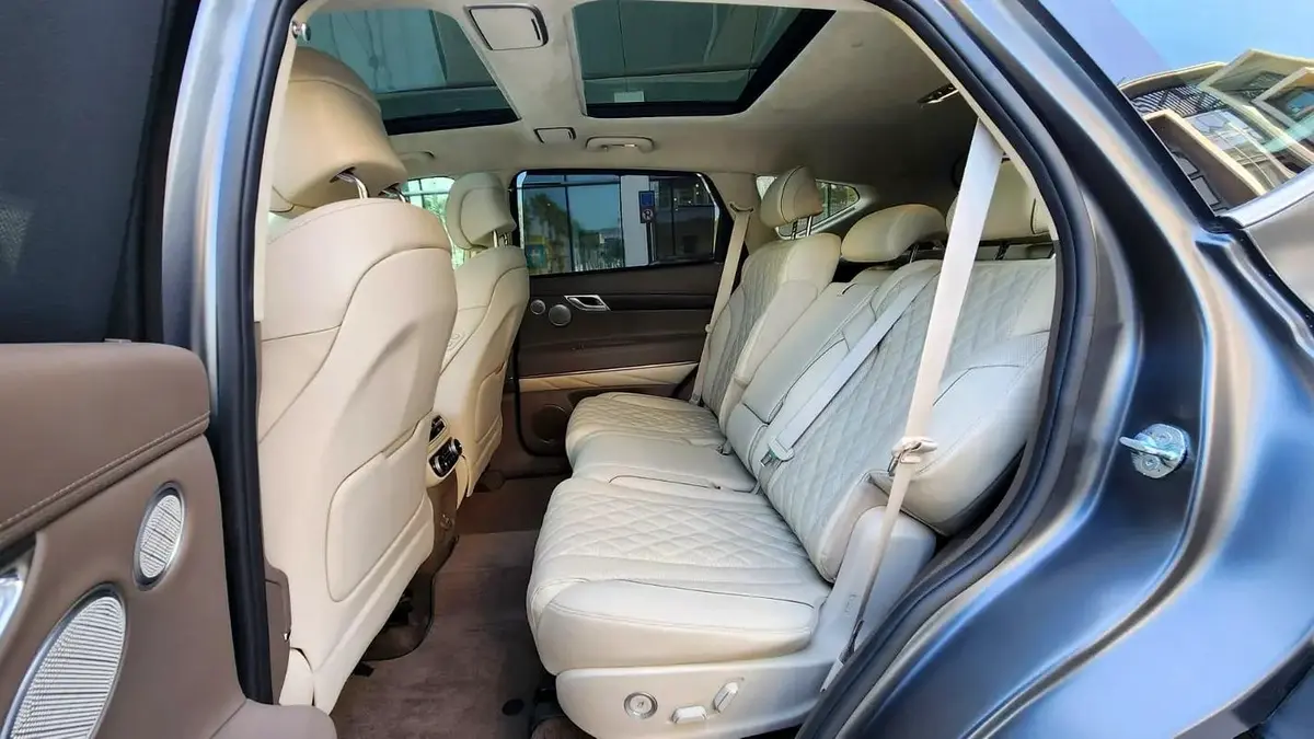2023 Genesis GV80 Royal-Full option 3.5L/6 cyl-Excellent Condition-7-7