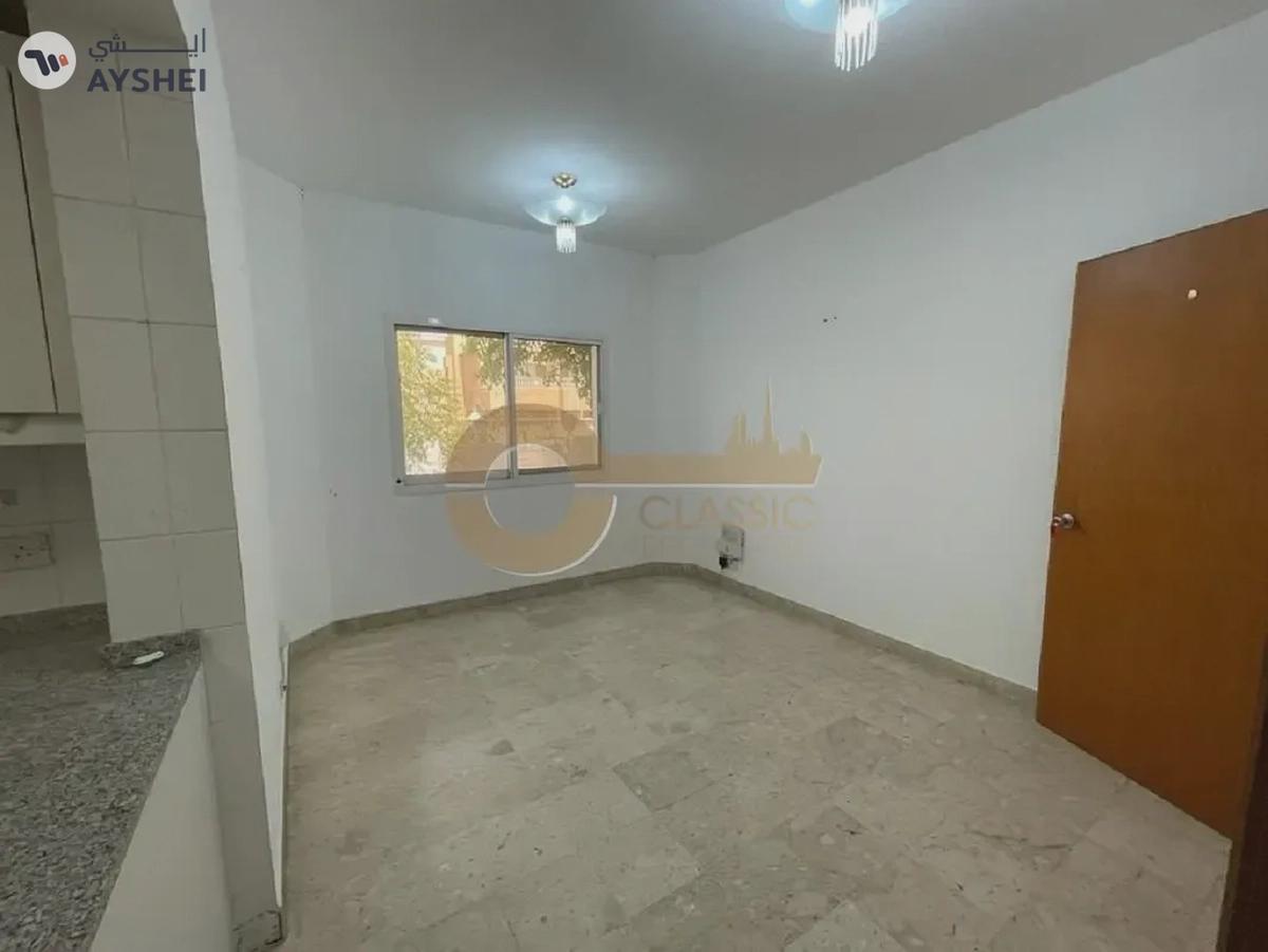 4 Bedroom Villa+Maids | Falcon Villa | Al Garhoud-9-9