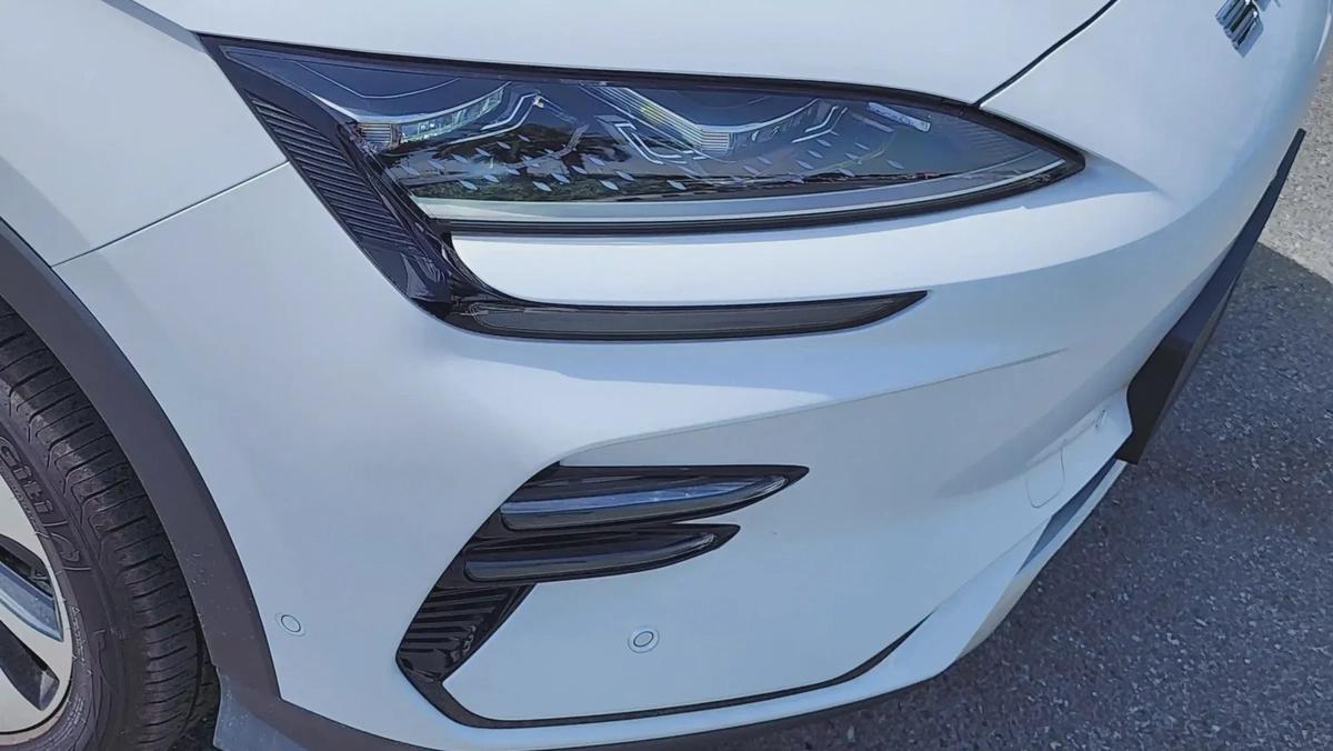 BYD Song Plus Champion (White)-1-1