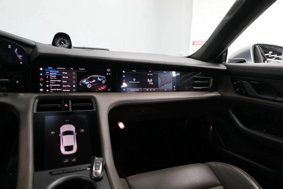 2021 Porsche Taycan Turbo S for Sale | High-Performance Electric Porsche | Ref A63028-3-3