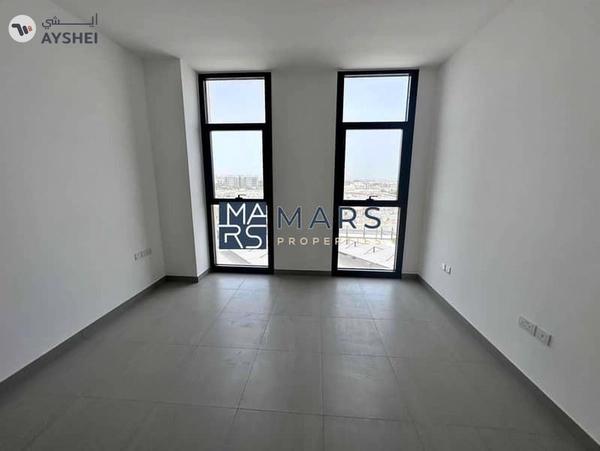Studio for sale in al mamsha ready to move