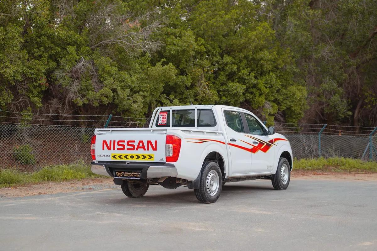 Navara | Double Cabin SE 4X2 | Manual | GCC Specs | Ref#N73209-2-2