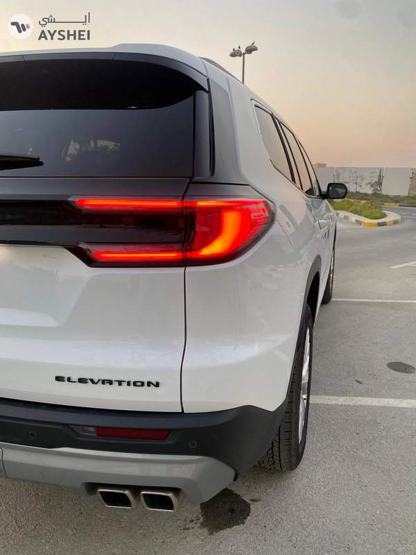 2024 GMC Acadia Elevation Up-Level