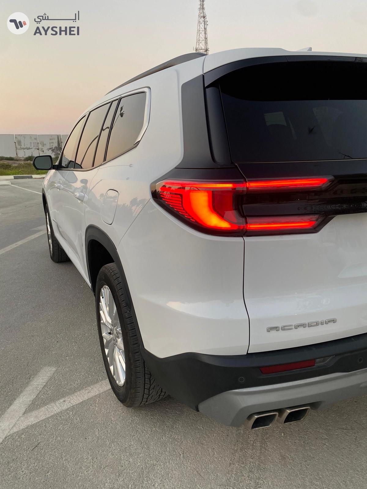 2024 GMC Acadia Elevation Up-Level-4-4