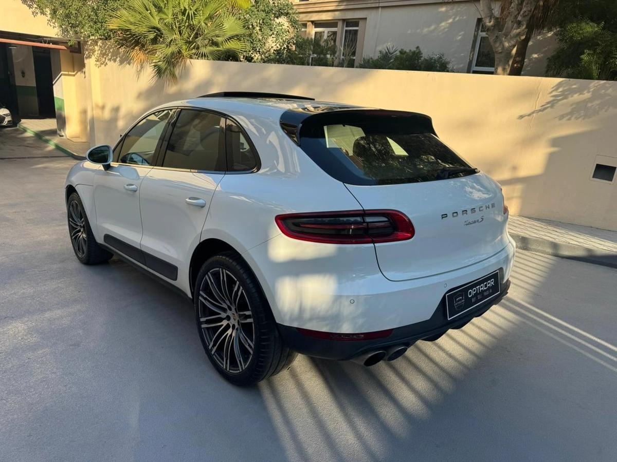 Gulf Specs 2016 PORSCHE MACAN S 3.0Litre V6 Twin-Turbo (Agency Maintained Al-Naboodah)-14-14
