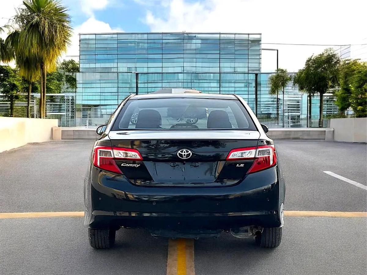 Toyota Camry GL 2015 - GCC Specs - Reliable and Efficient-10-10