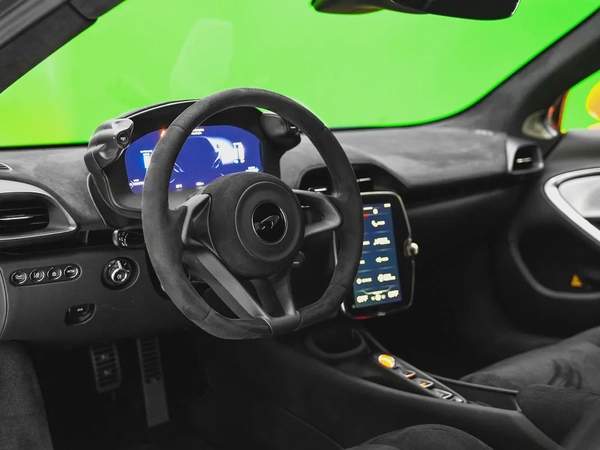 2025 ARTURA PERFORMANCE UNDER 2 YEARS FREE CONTRACT SERVICE AND WARRANTY - ONLY 450 KM