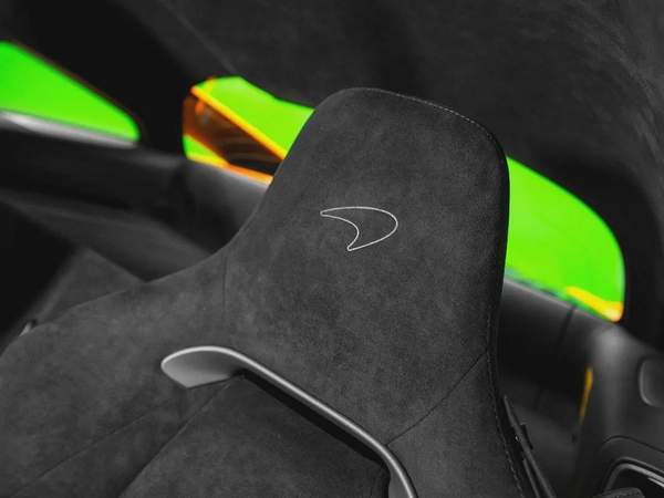 2025 ARTURA PERFORMANCE UNDER 2 YEARS FREE CONTRACT SERVICE AND WARRANTY - ONLY 450 KM