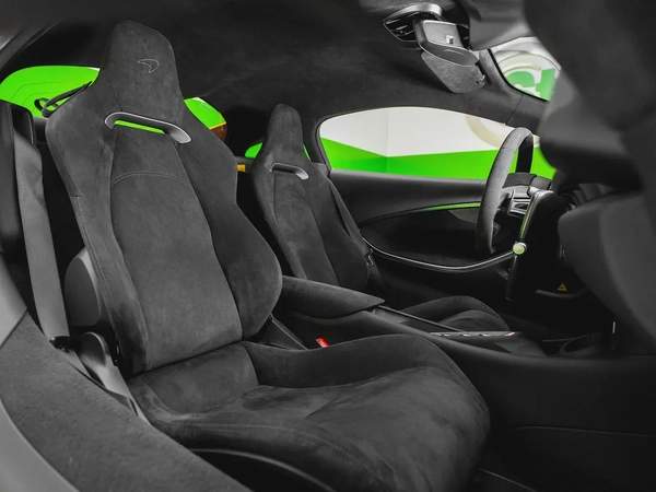 2025 ARTURA PERFORMANCE UNDER 2 YEARS FREE CONTRACT SERVICE AND WARRANTY - ONLY 450 KM