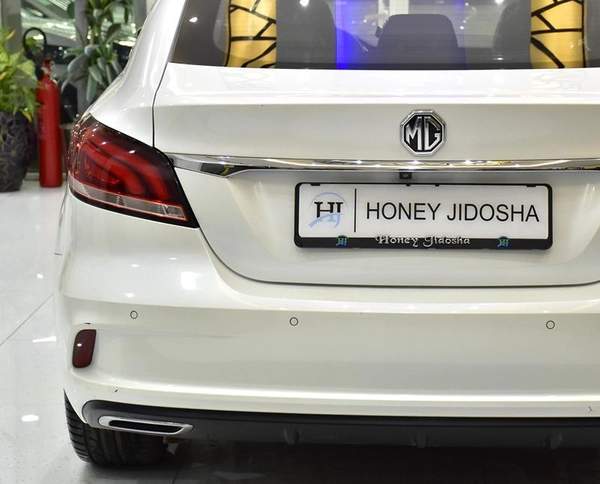MG MG6 20T Trophy ( 2022 Model ) in White Color GCC Specs