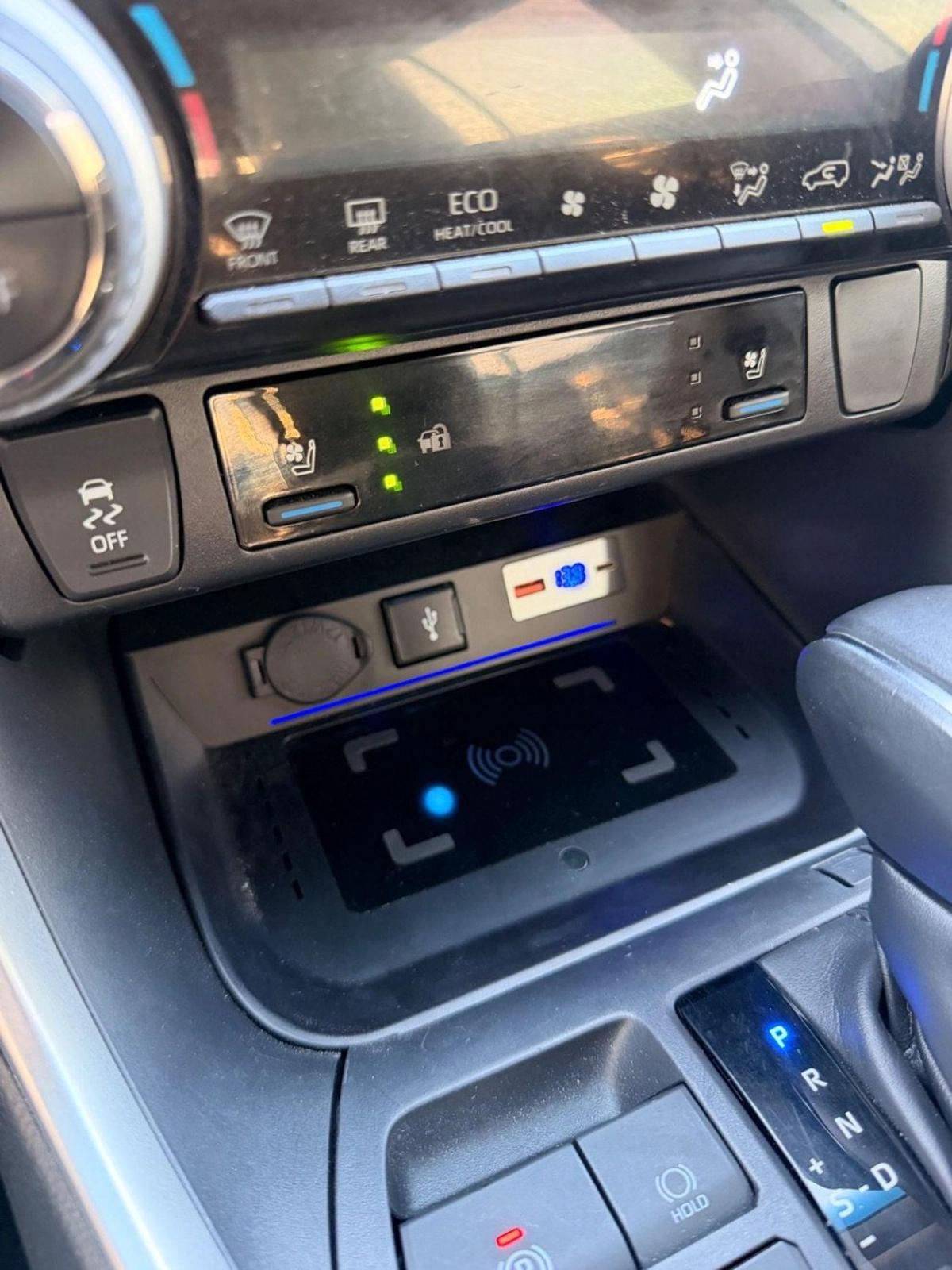 Toyota RAV4 Hybrid 2.0L Japan 360 Camera, full option 2024-10-10