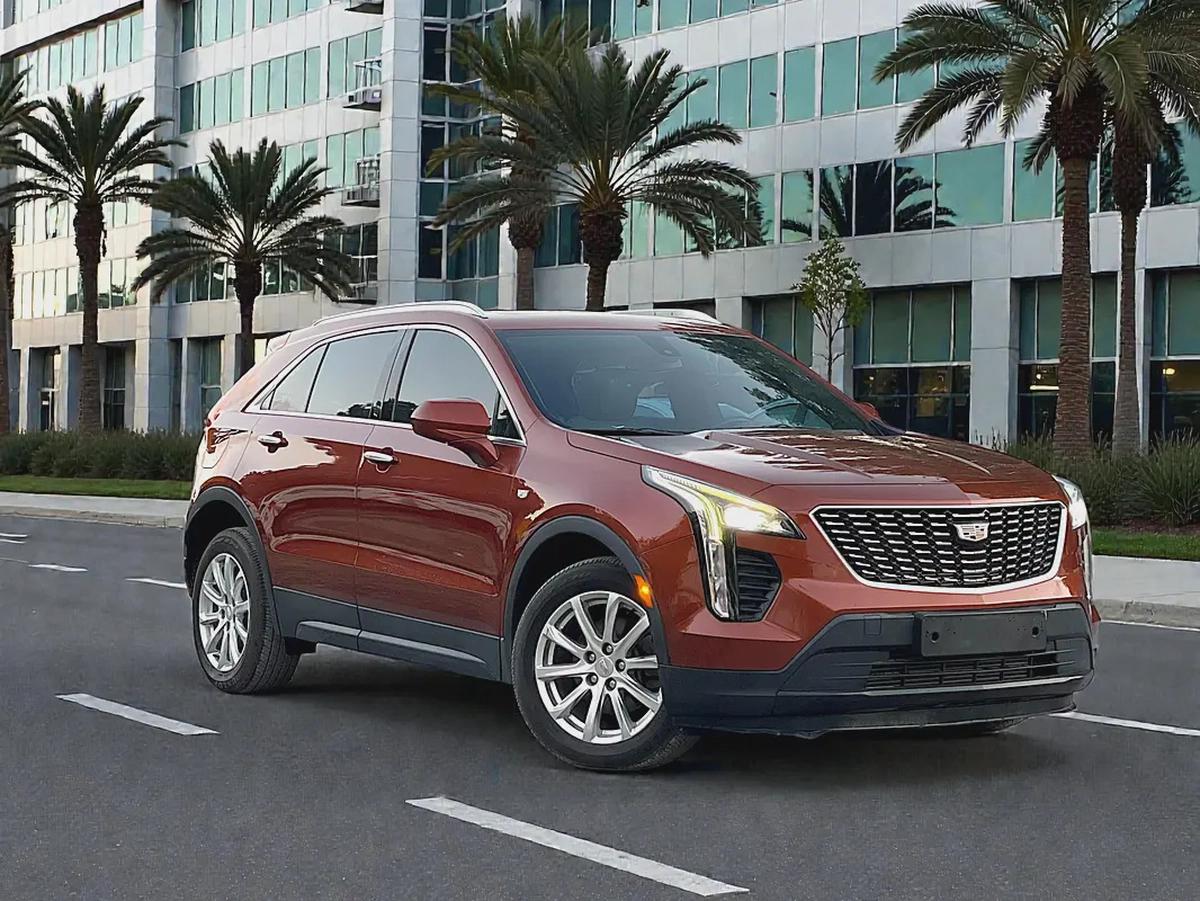 AED 1819 | Cadillac XT4 Premium Luxury - GCC Specs-1-1