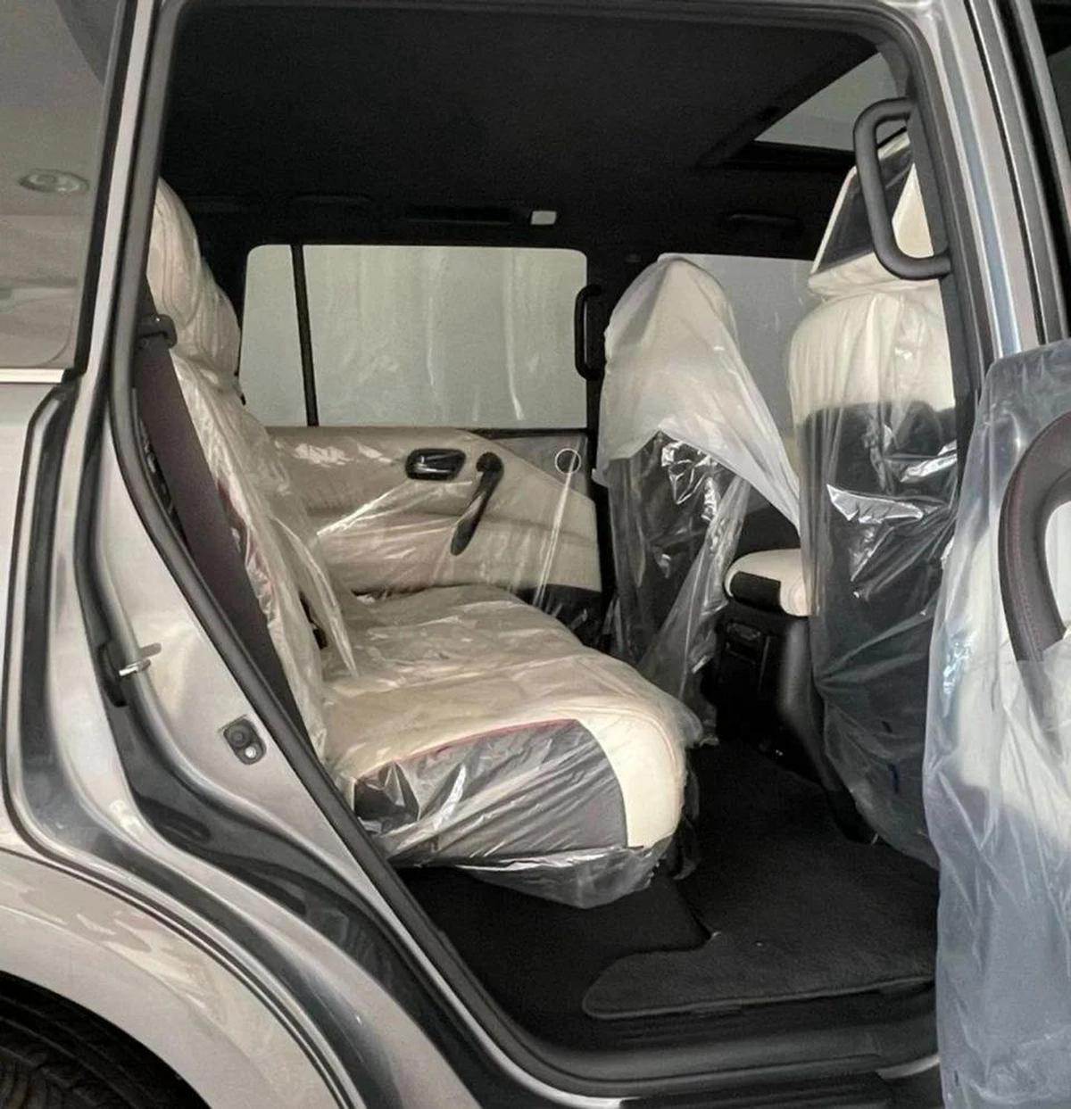 Nissan Patrol Nismo 5.6L -8CYL 428HP ORIGINAL NISMO EXCELLENT CONDITION - AED 130,000-8-8