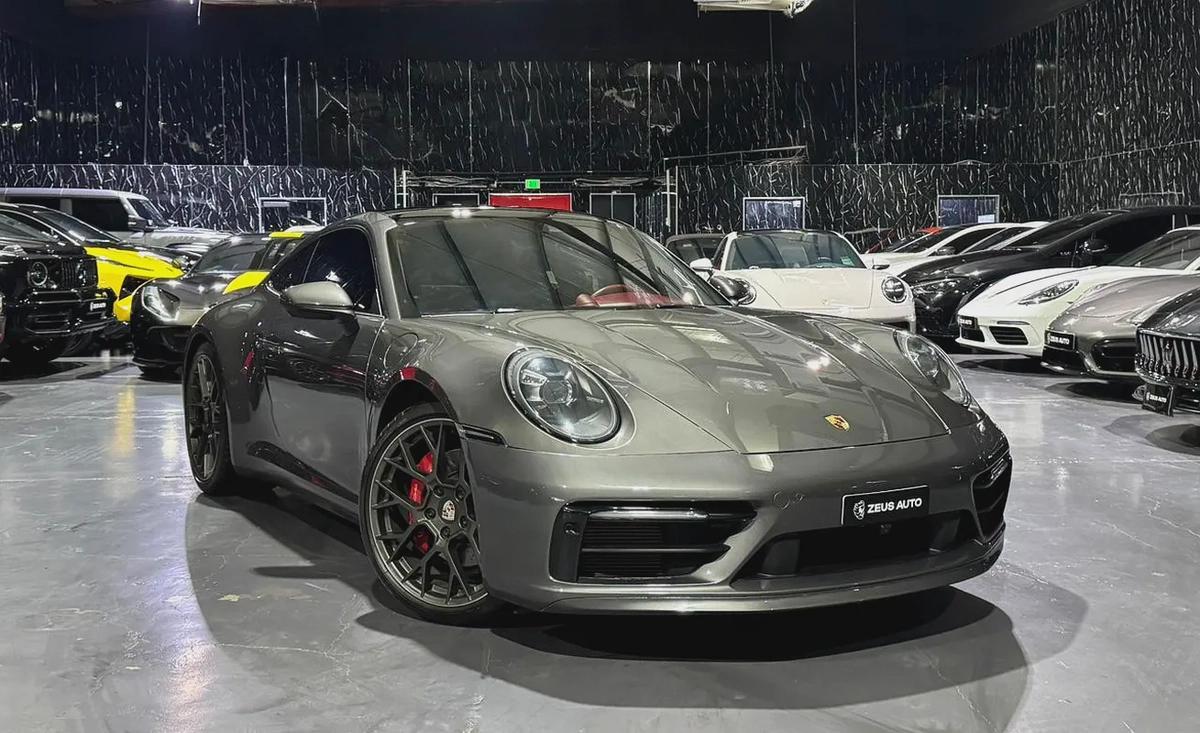 Porsche 911 Carrera 4S 2020 GCC specs for 399,000.00 AED-2-2