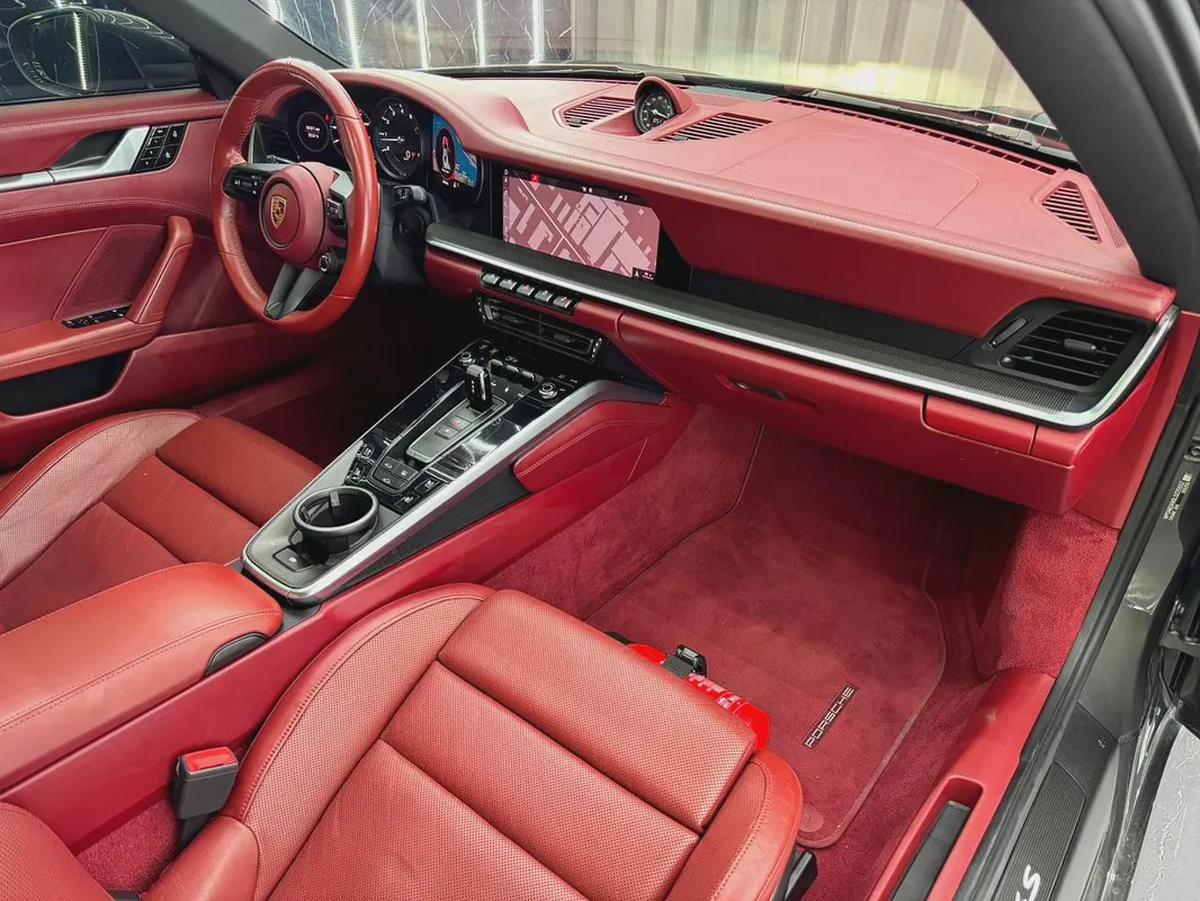 Porsche 911 Carrera 4S 2020 GCC specs for 399,000.00 AED-9-9