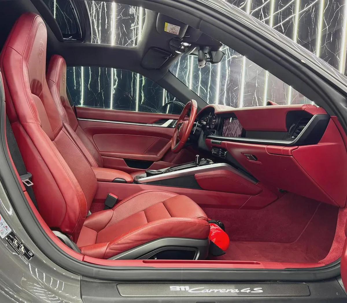 Porsche 911 Carrera 4S 2020 GCC specs for 399,000.00 AED-12-12