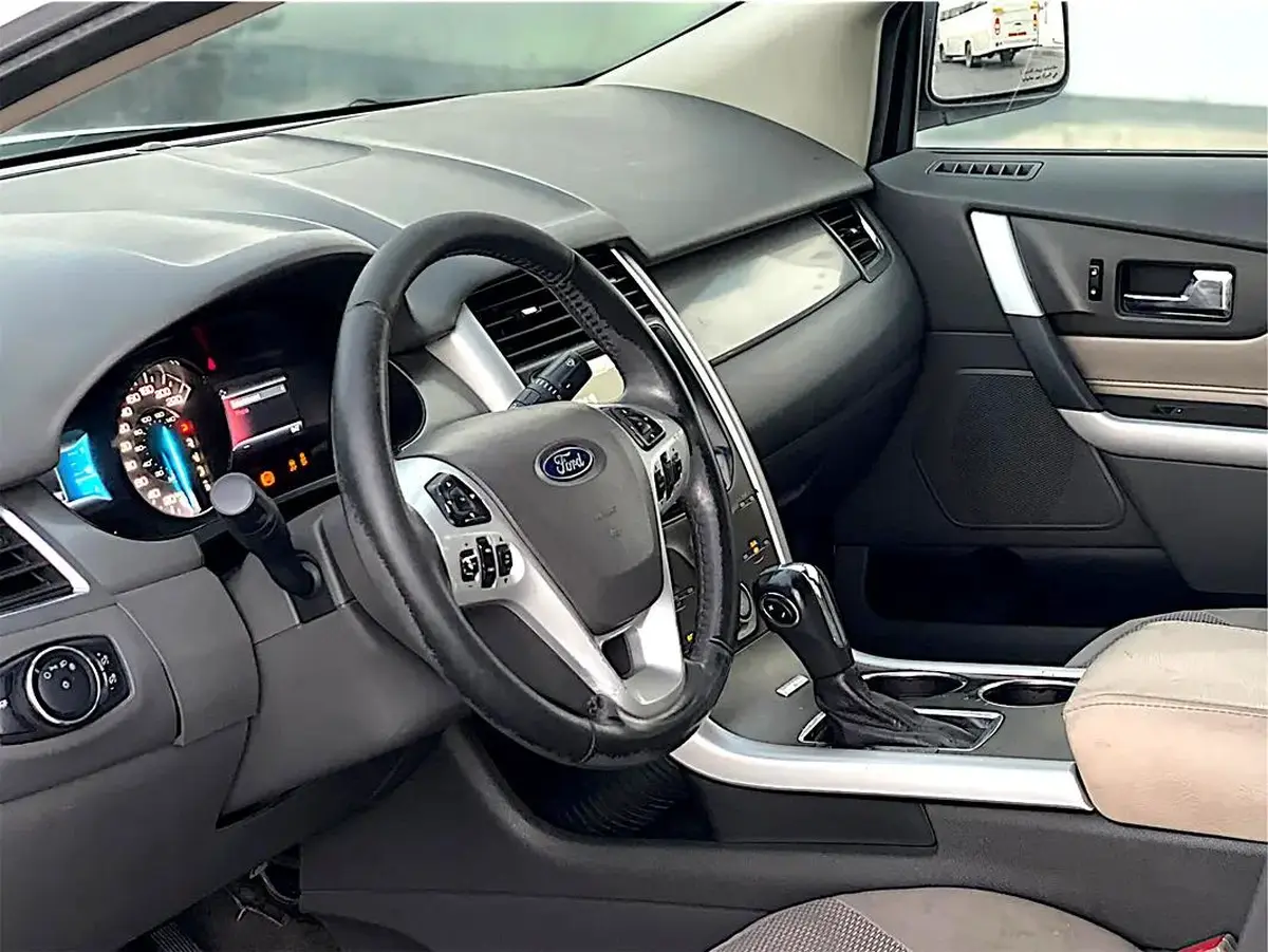 2014 Ford Edge SE - GCC Specs 3.5L V6-2-2