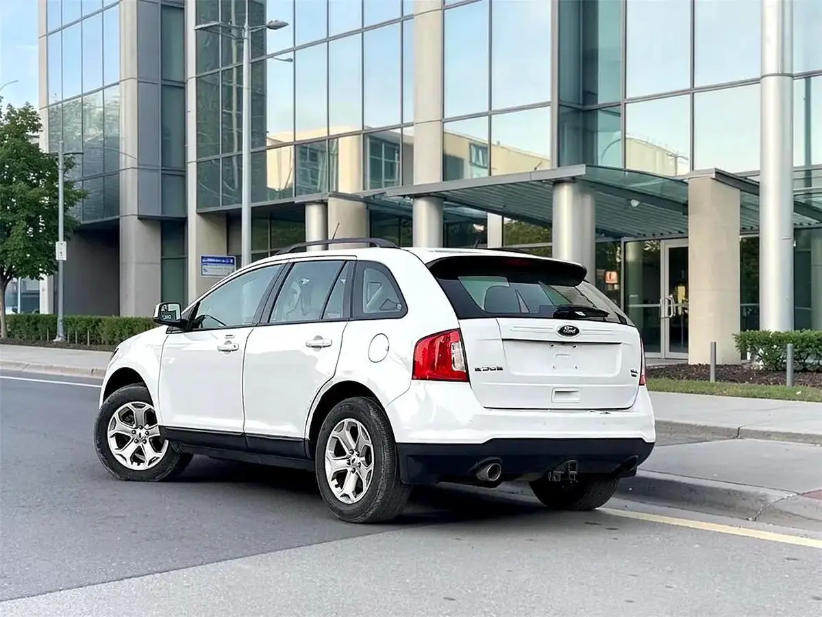 2014 Ford Edge SE - GCC Specs 3.5L V6-14-14