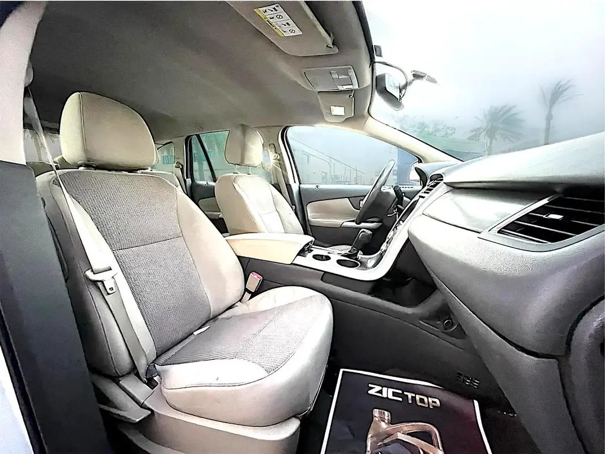2014 Ford Edge SE - GCC Specs 3.5L V6-4-4