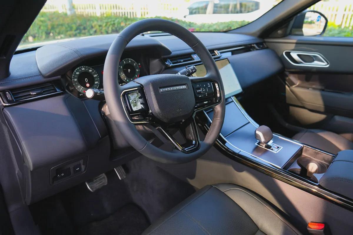 RANGE ROVER VELAR SE P250 DYNAMIC 2026!! FIVE YEARS WARRANTY!! THREE YEARS SERVICE CONTRACT!!-4-4