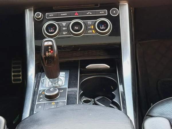 Land Rover Range Rover Sport HSE Supercharged