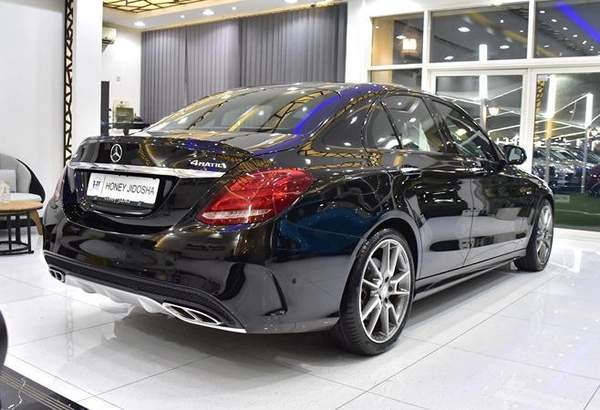 Mercedes Benz C450 4Matic ( 2016 Model ) in Black Color GCC Specs