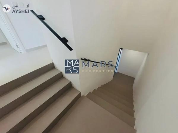 04 BEDROOMS-MIDDLE UNIT-BRAND NEW