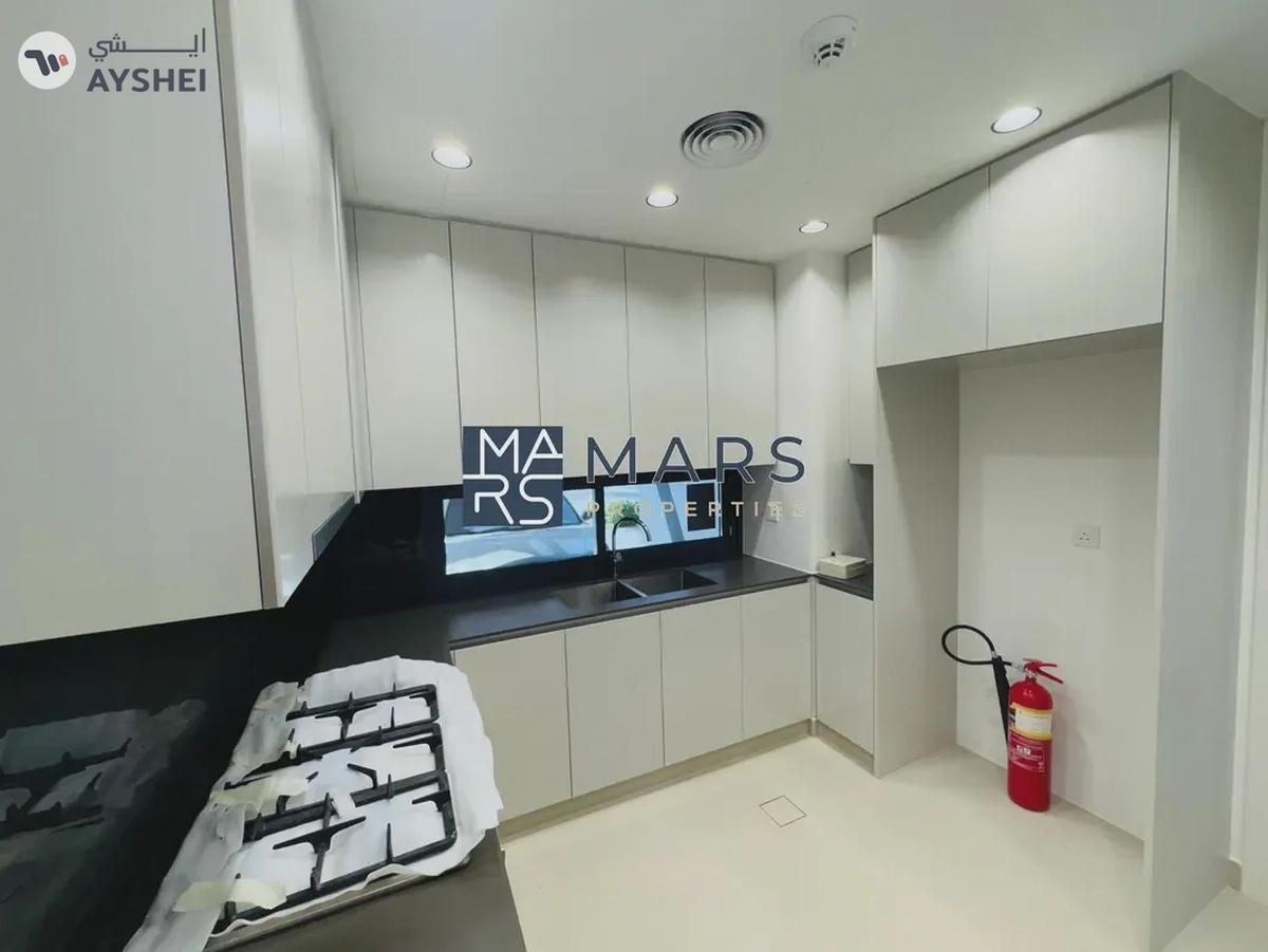 04 BEDROOMS-MIDDLE UNIT-BRAND NEW-27-27