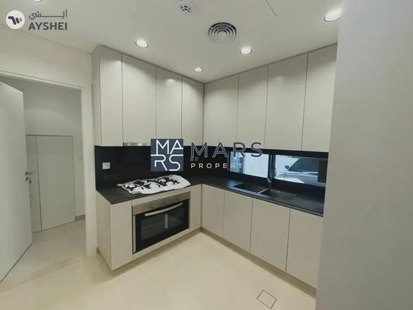 04 BEDROOMS-MIDDLE UNIT-BRAND NEW