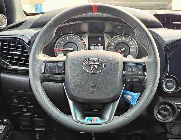 Toyota Hilux GR SPORT DOUBLE CABIN / 2.8L DIESEL V4 / RADAR / 360*CAMERA/DRIVER PWR SEAT WITH LATHER (CODE# HGRD)