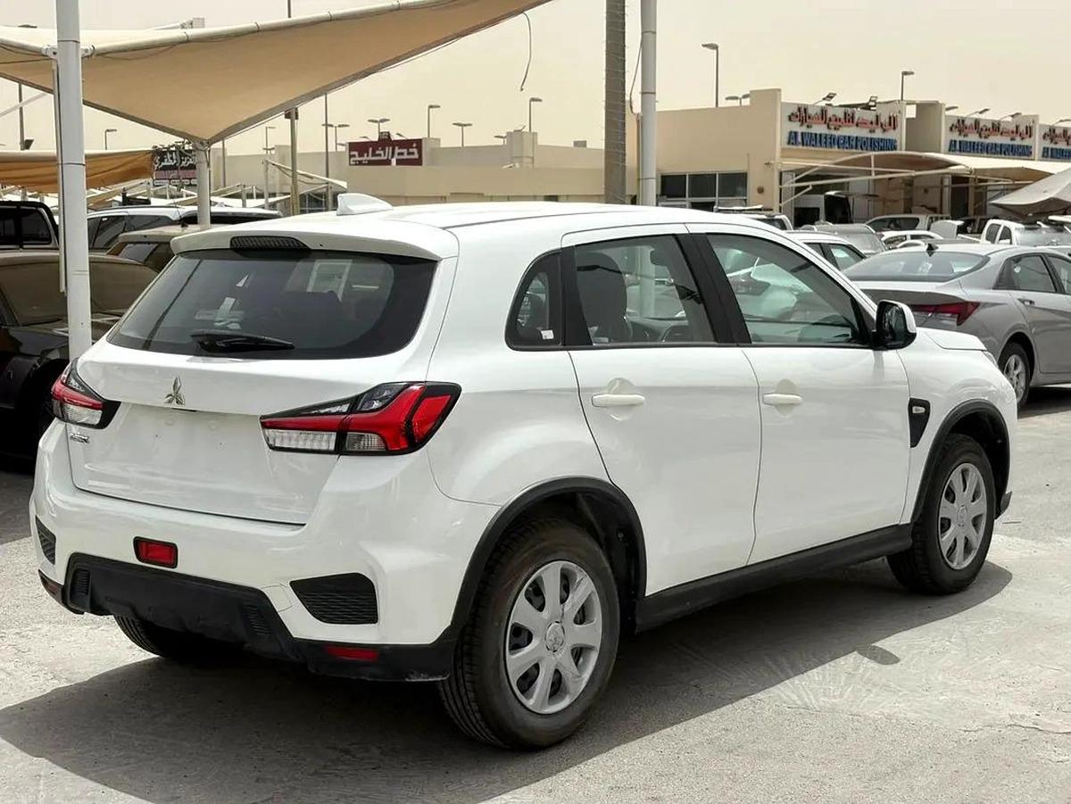 Mitsubishi ASX GLS 2022 GCC Specs Original paint Excellent Condition-6-6