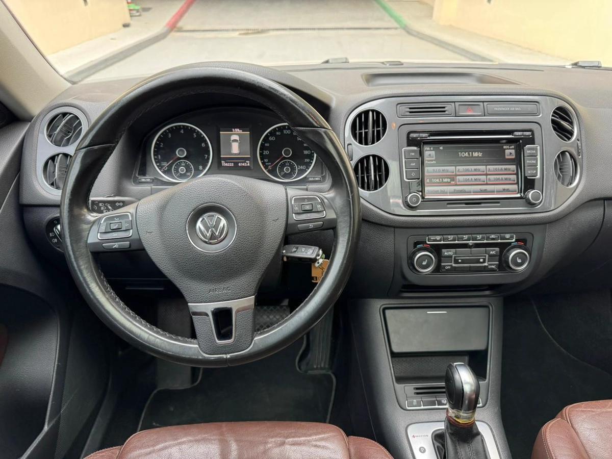 Gulf Specs 2013 VOLKSWAGEN TIGUAN SEL 2.0Litre TSI 4Motion Agency Maintained (Al Naboodah)-6-6