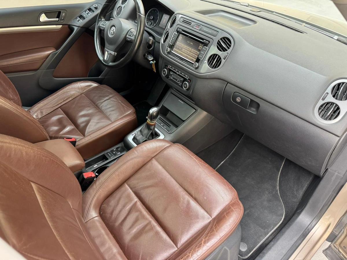 Gulf Specs 2013 VOLKSWAGEN TIGUAN SEL 2.0Litre TSI 4Motion Agency Maintained (Al Naboodah)-15-15