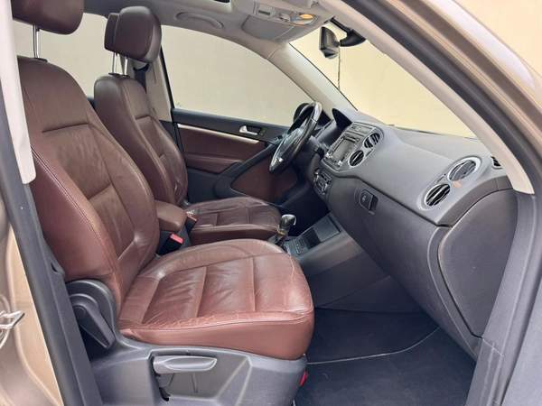 Gulf Specs 2013 VOLKSWAGEN TIGUAN SEL 2.0Litre TSI 4Motion Agency Maintained (Al Naboodah)