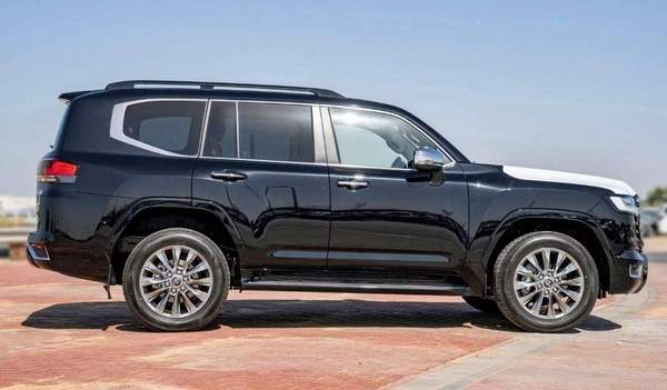 Toyota Land Cruiser VXR 3.5L TWIN TURBO FULL OPTION 2025