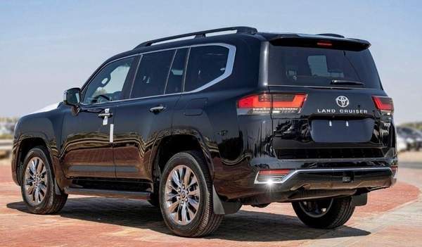 Toyota Land Cruiser VXR 3.5L TWIN TURBO FULL OPTION 2025
