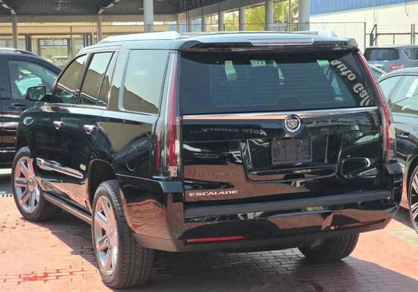 Cadillac Escalade Premium Luxury 6.2L Premium Luxury 2015 GCC
