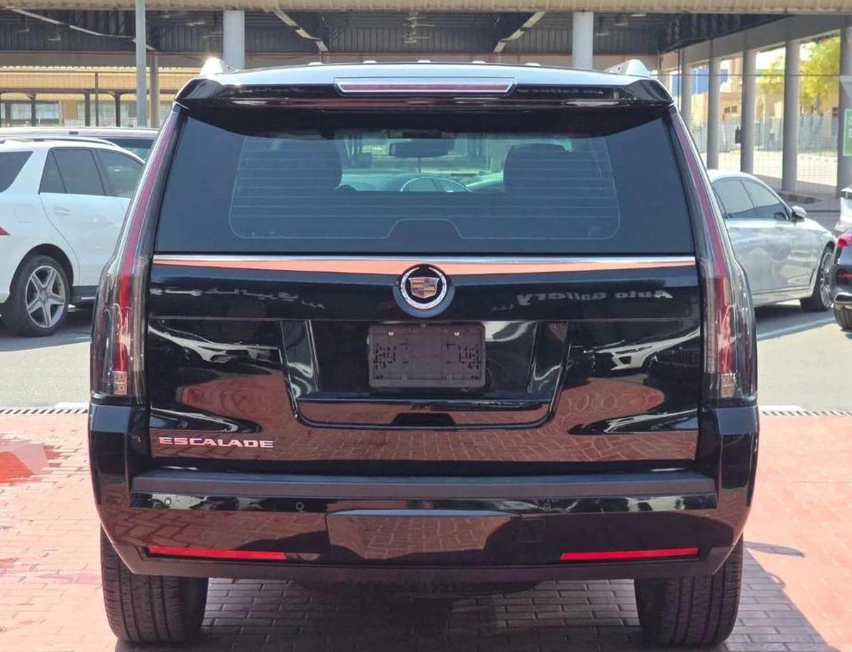 Cadillac Escalade Premium Luxury 6.2L Premium Luxury 2015 GCC-2-2
