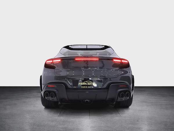 FERRARI PUROSANGUE - CARBON PACKAGE IN SPECIAL GRIGIO GRAY