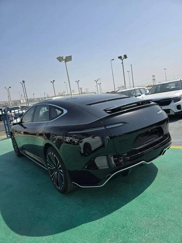 Avatr 12 GT AWD
