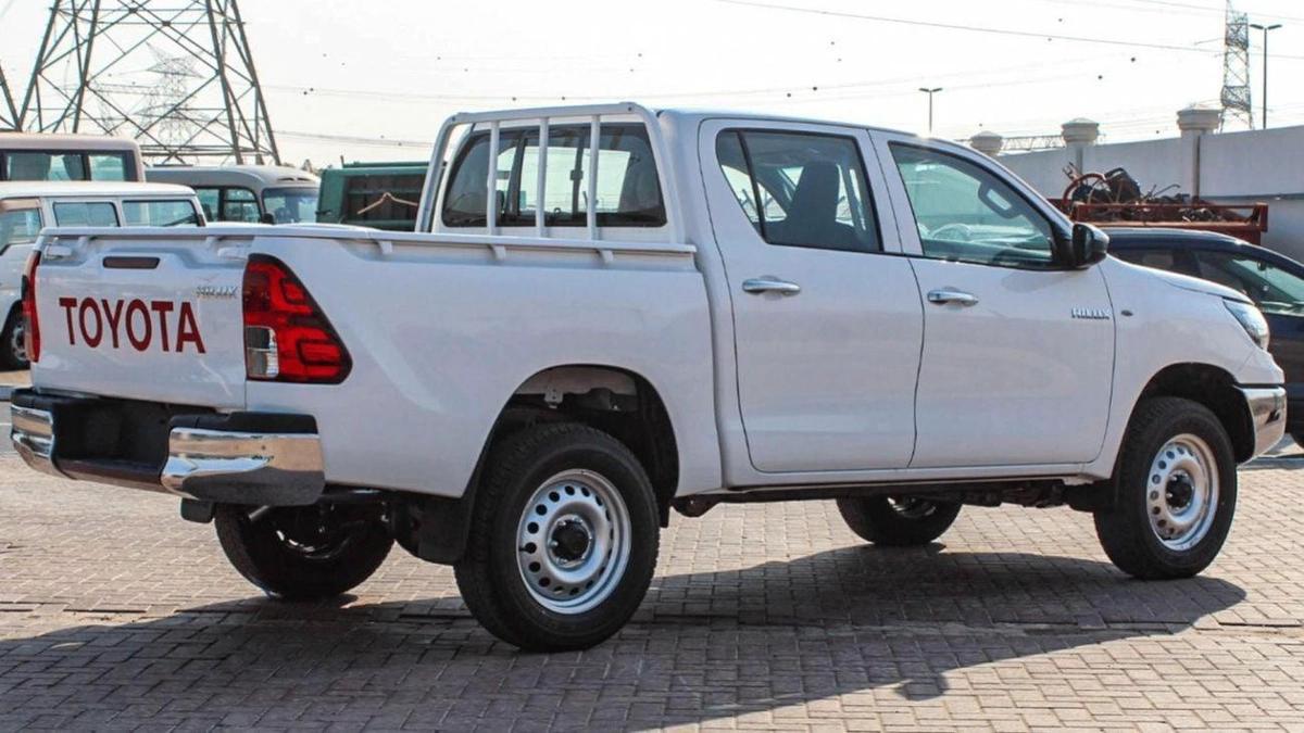 Toyota Hilux TOYOTA HILUX BASIC OPTION 2024 V4 DIESEL 2.4L-3-3