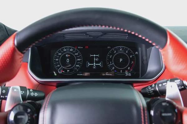 Range Rover Sport SVR Carbon Edition-Low Mileage-Red Calipers-1 Owner-Very Well Maintained