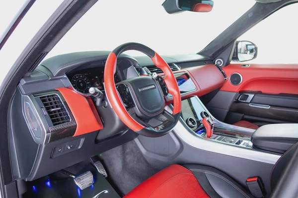 Range Rover Sport SVR Carbon Edition-Low Mileage-Red Calipers-1 Owner-Very Well Maintained