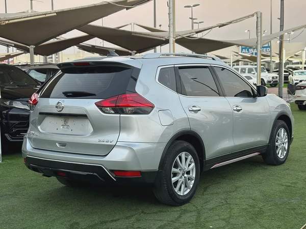 NISSAN X-TRAIL—2018–7 SEAT GCC—FREE ACCIDENT—FULL OPTIONS—LOW MILAGE—EXCELLENT CONDITION
